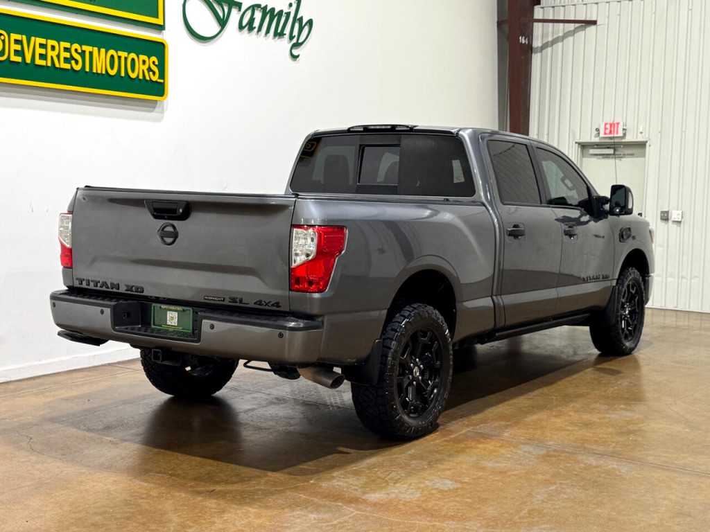 2019 Nissan Titan Image 7