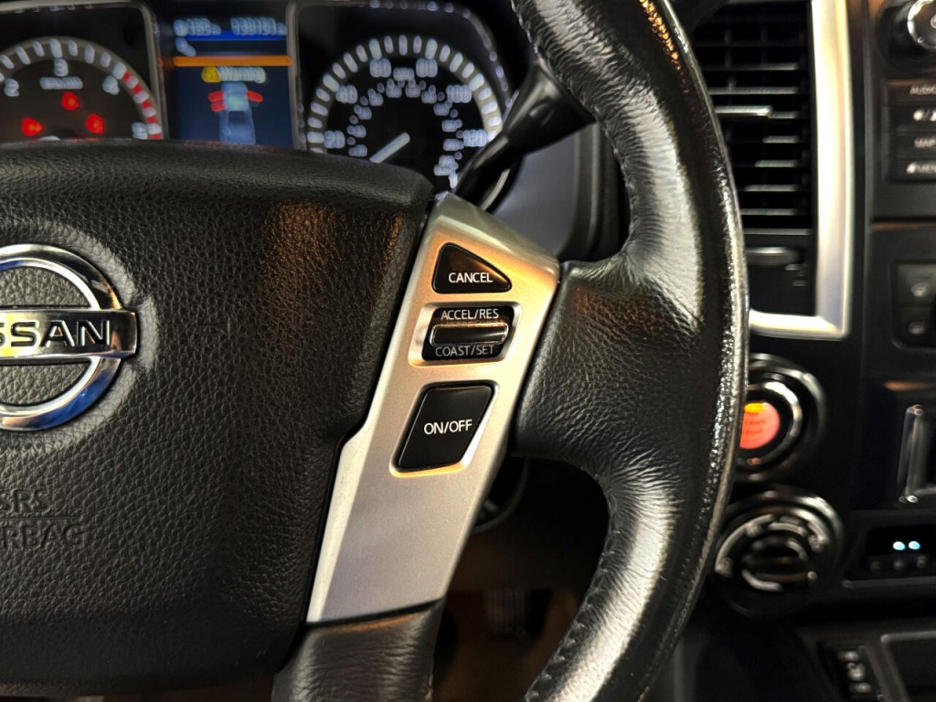 2019 Nissan Titan Image 20