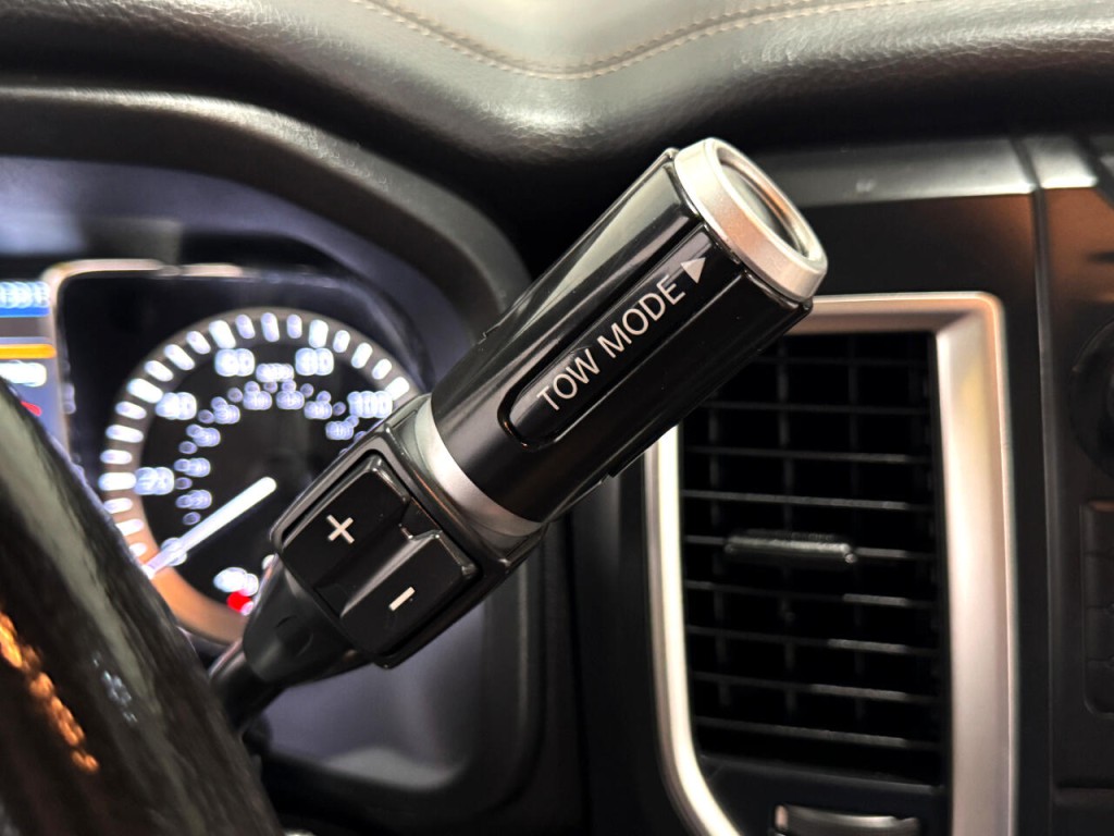 2019 Nissan Titan Image 22