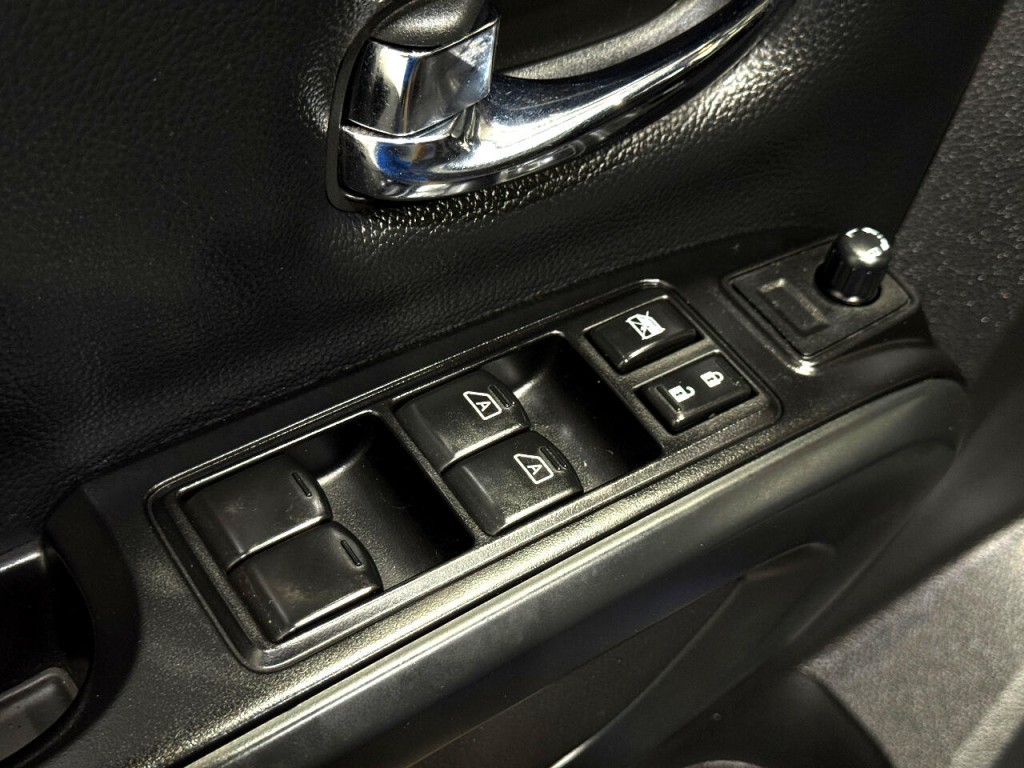 2019 Nissan Titan Image 30