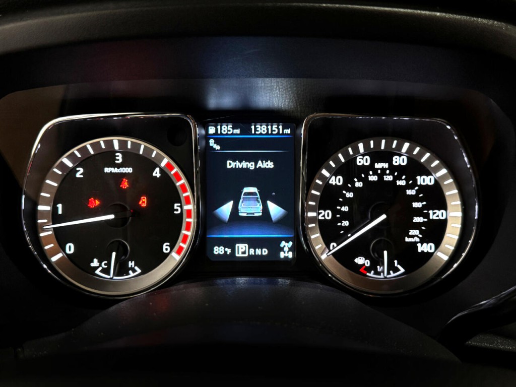 2019 Nissan Titan Image 34