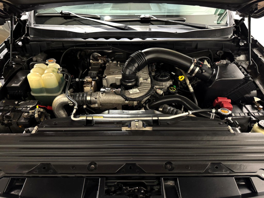 2019 Nissan Titan Image 36