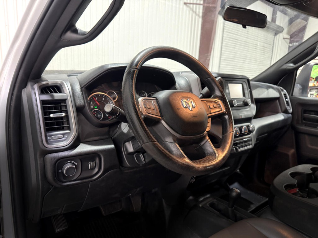 2023 RAM 4500 Image 3