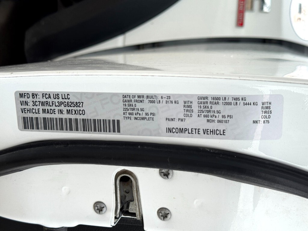 2023 RAM 4500 Image 12