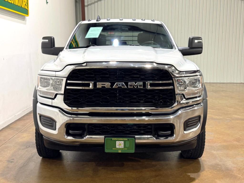 2023 RAM 4500 Image 2