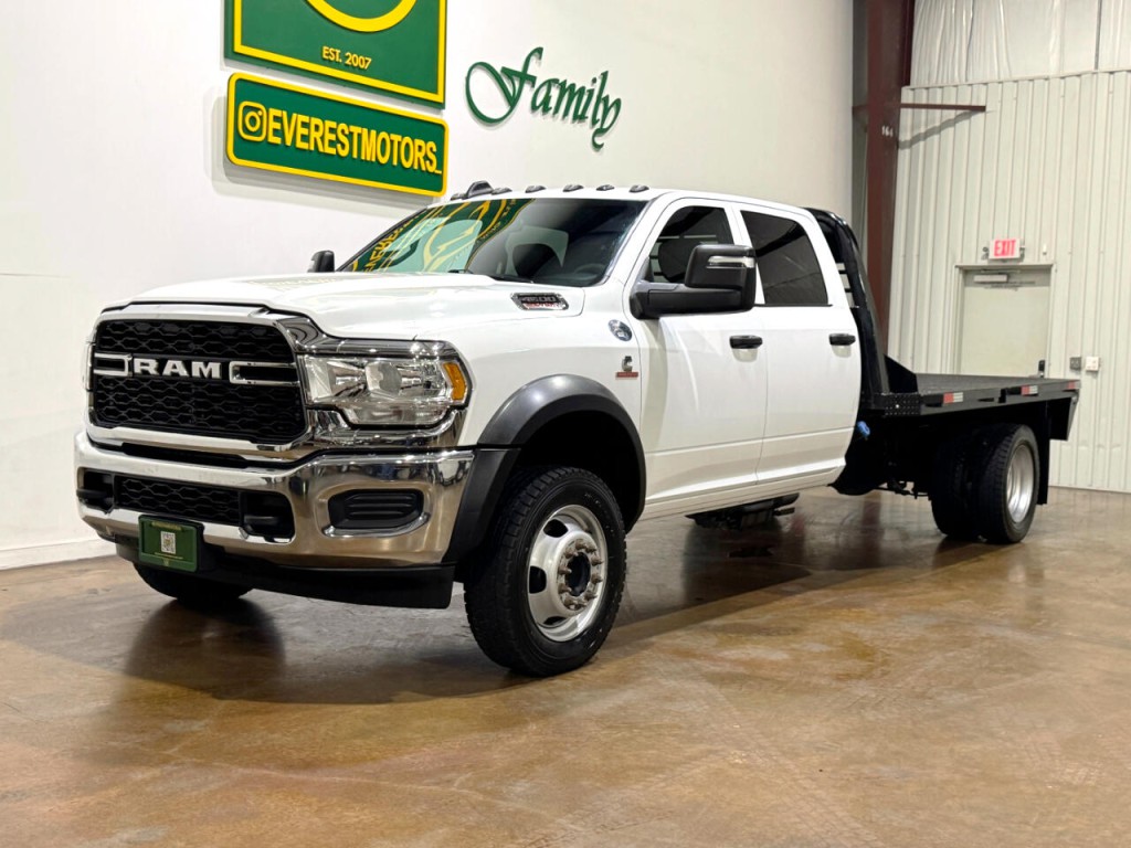 2023 RAM 4500 Image 3