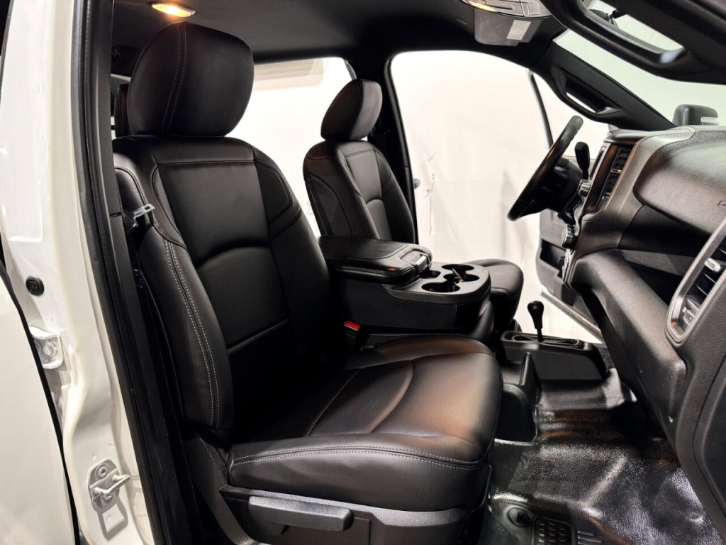 2023 RAM 4500 Image 12
