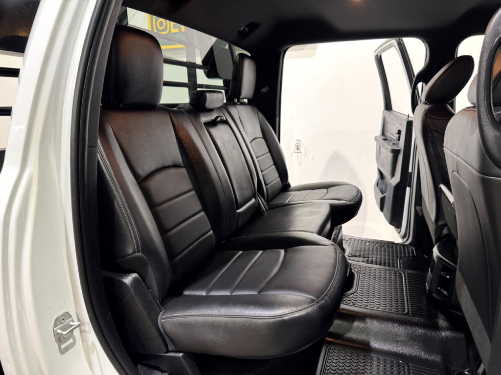 2023 RAM 4500 Image 14