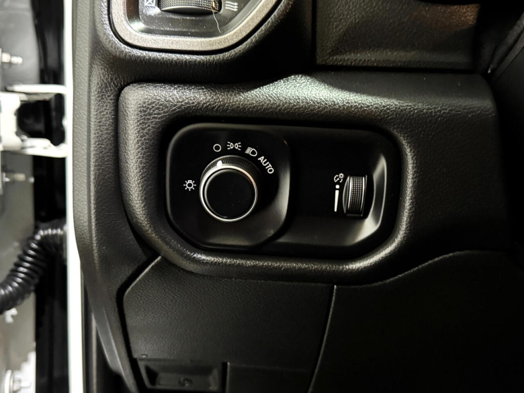 2023 RAM 4500 Image 26