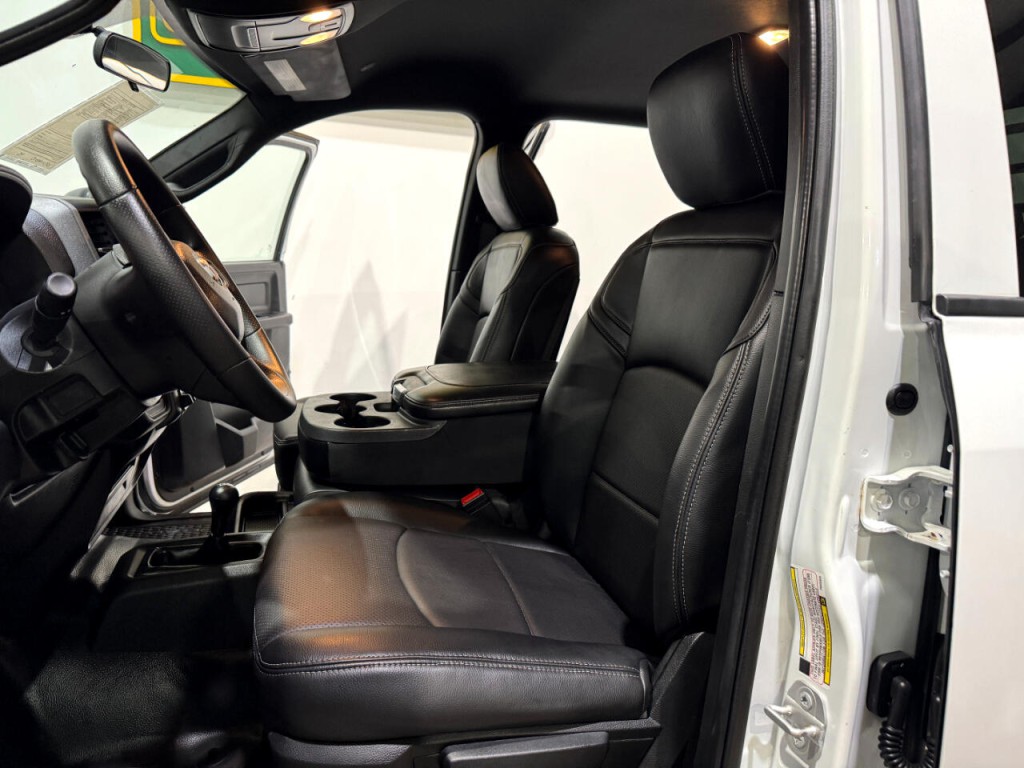 2023 RAM 4500 Image 11