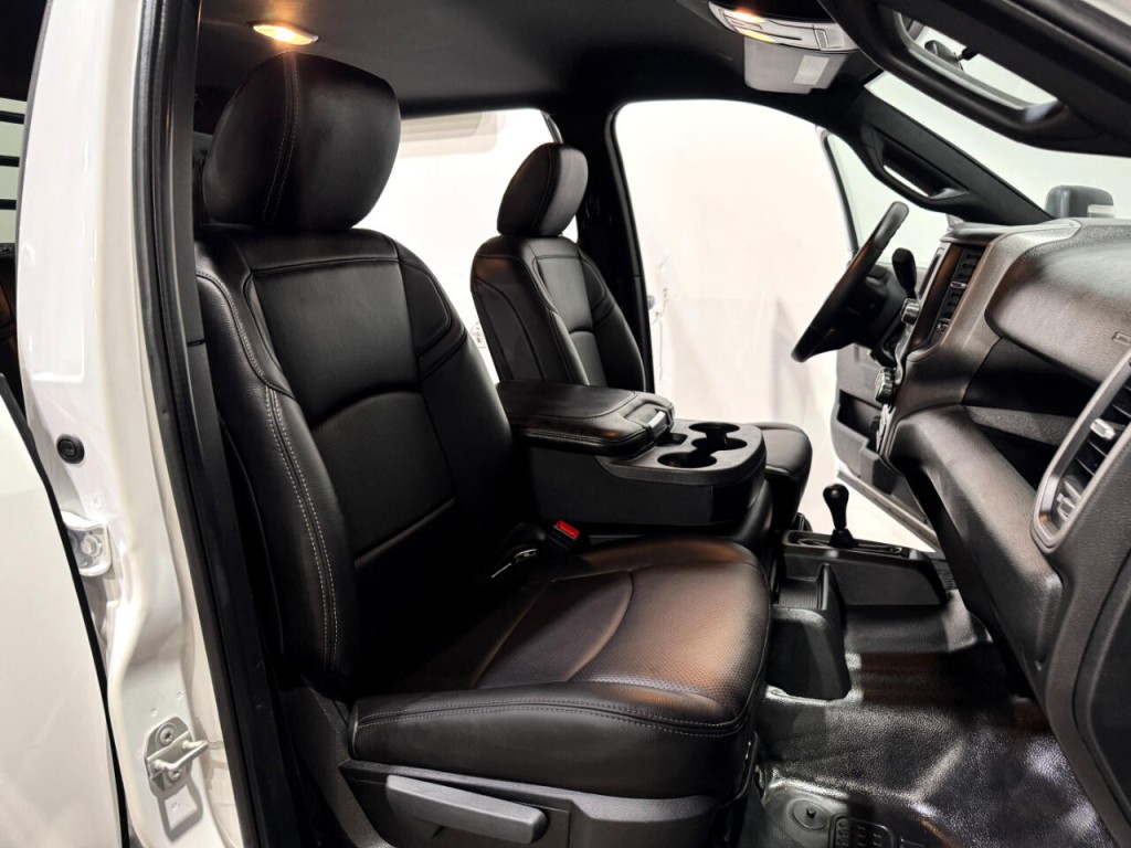 2023 RAM 4500 Image 12