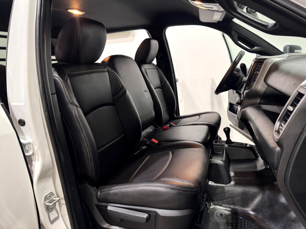 2023 RAM 4500 Image 13