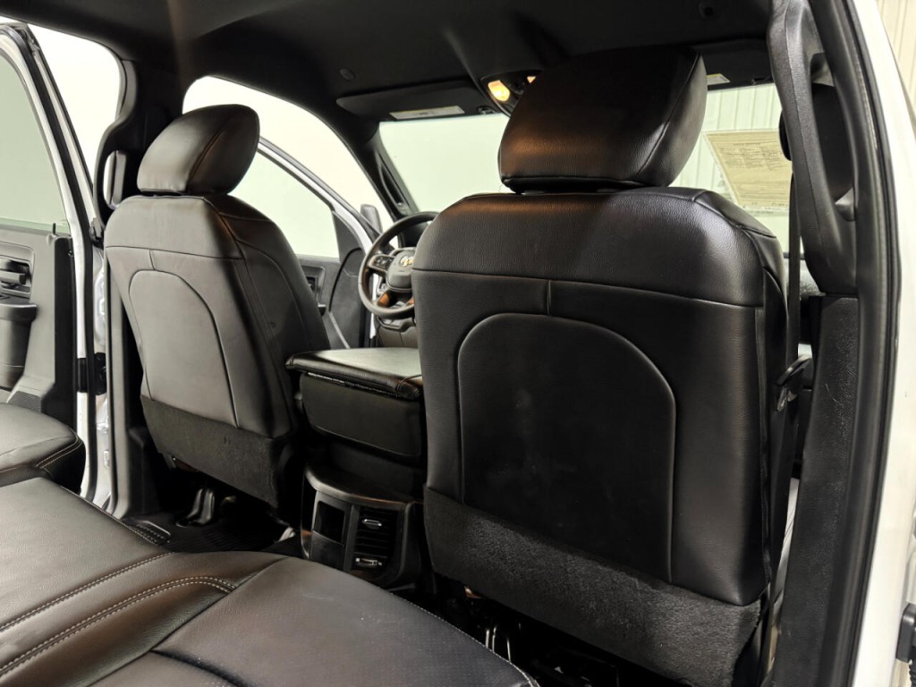 2023 RAM 4500 Image 16