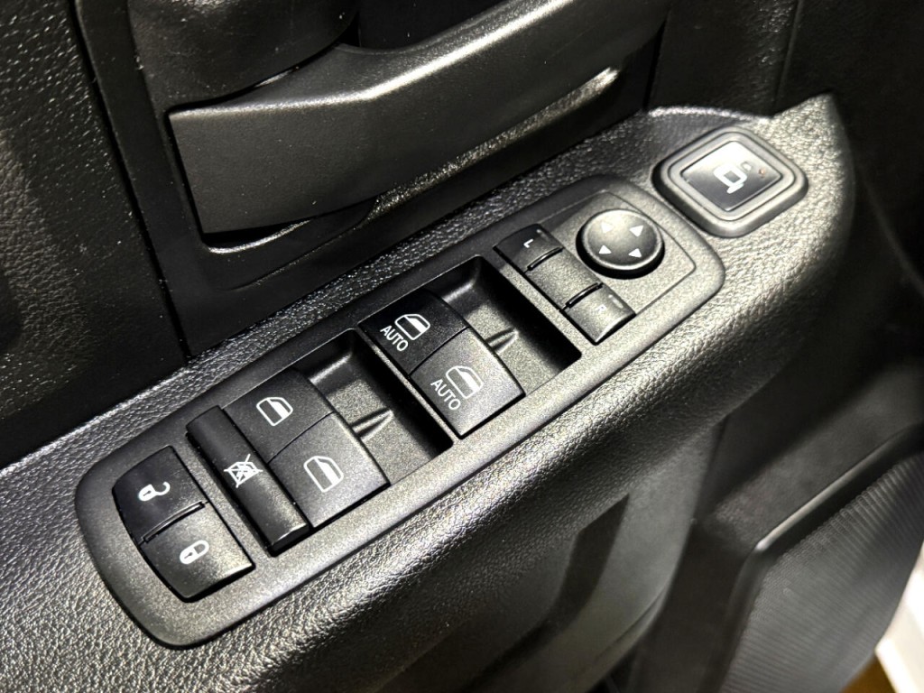 2023 RAM 4500 Image 23