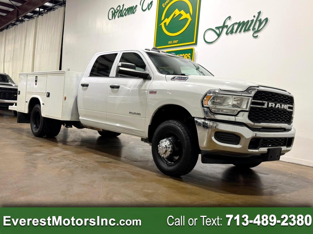 2019 RAM 3500 Image 1