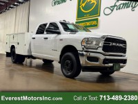 Image for 2019 RAM 3500 TRADESMAN CREWCAB UTILITY DRW 6.4L GAS 1OWNER ID: 6682411