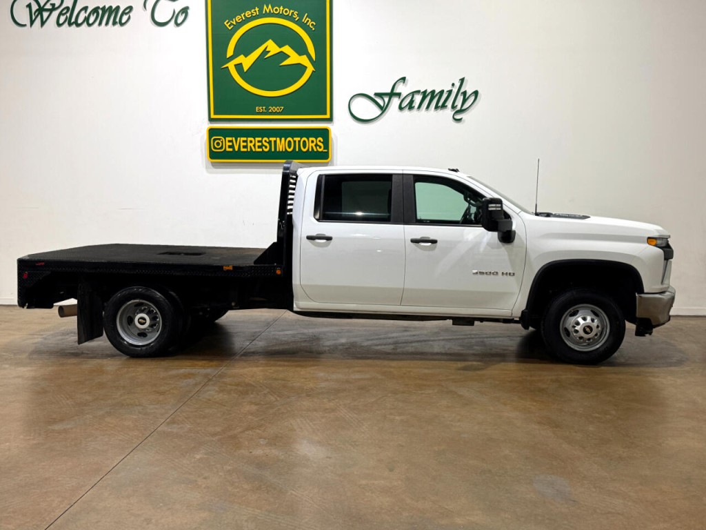 2021 Chevrolet Silverado 1500 Image 2