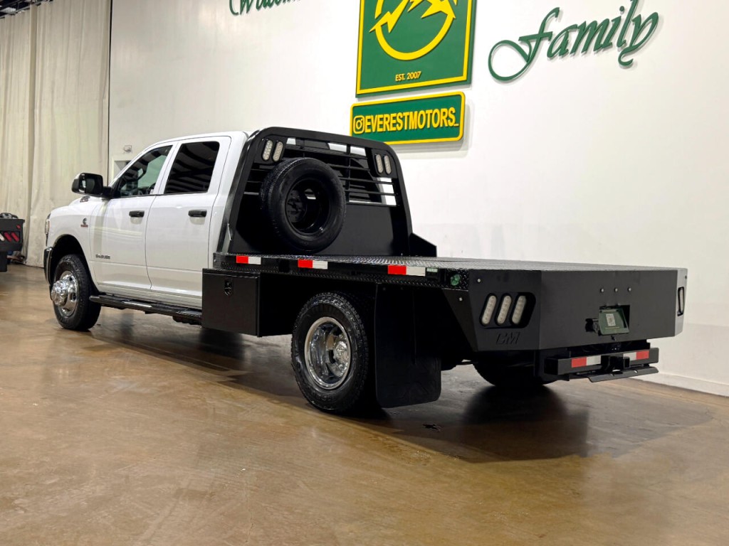 2022 RAM 3500 Image 5