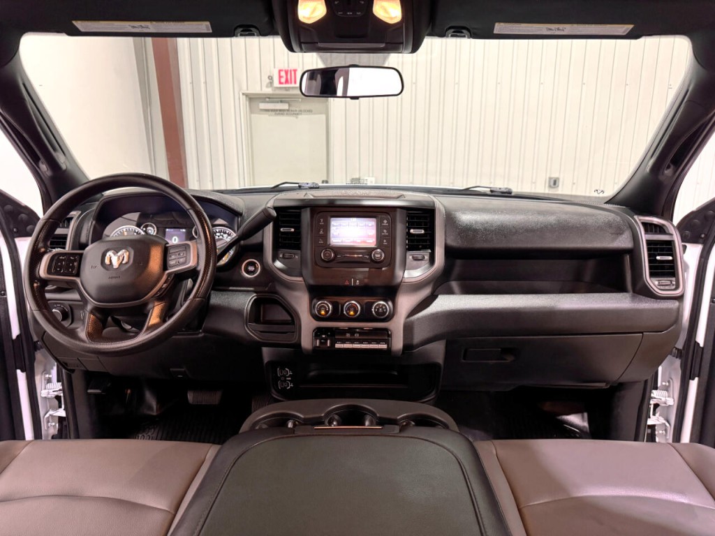 2022 RAM 3500 Image 19