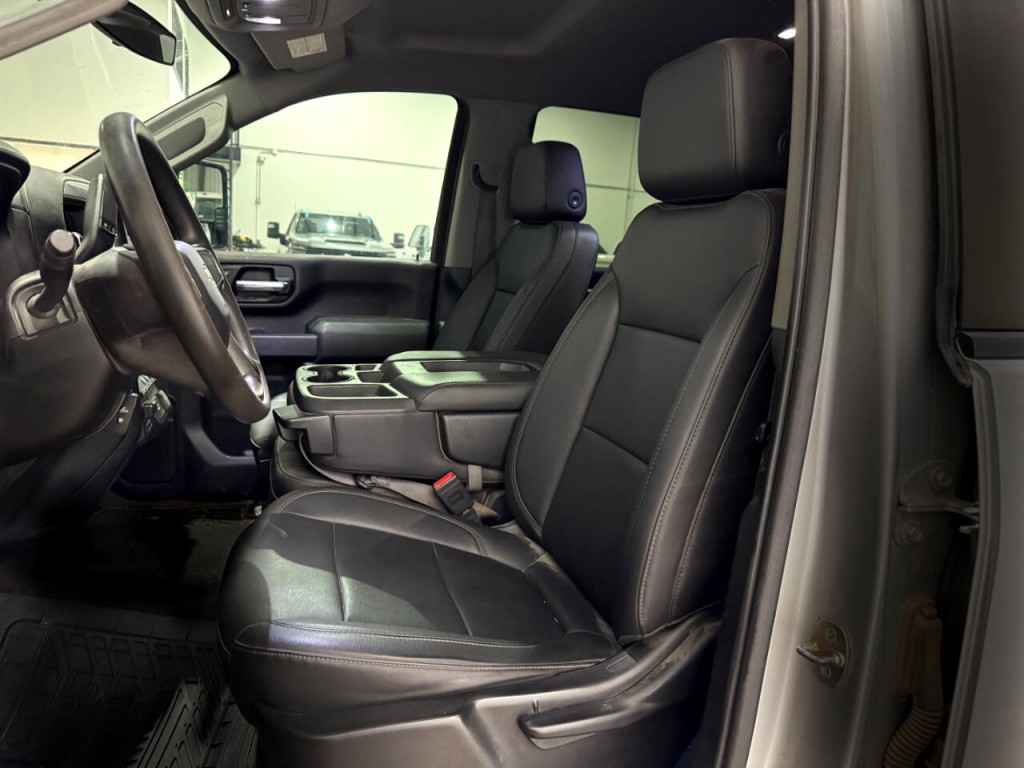 2020 Chevrolet Silverado 1500 Image 3