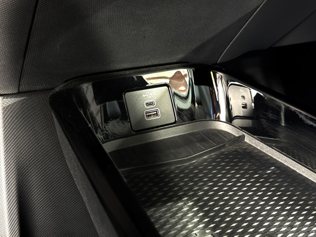 2025 Ford Mustang Image 29