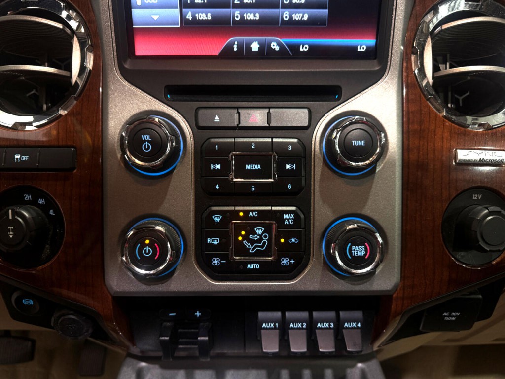 2015 Ford F-350 Image 8