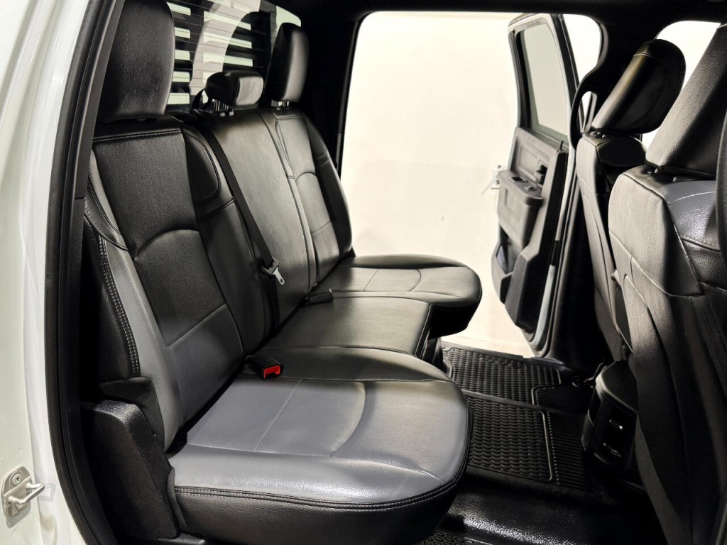 2024 RAM 2500 Image 13
