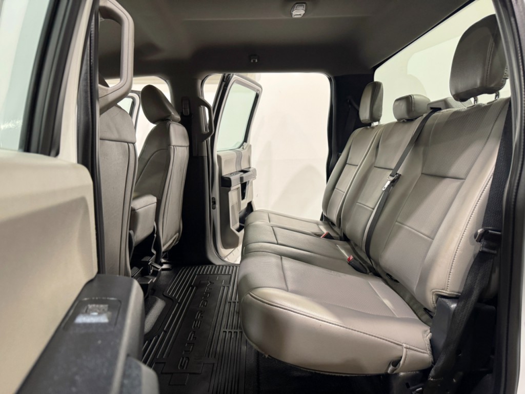 2021 Ford F-250 Image 15