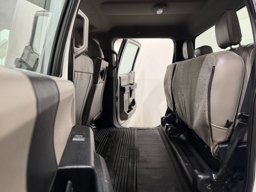2021 Ford F-250 Image 16