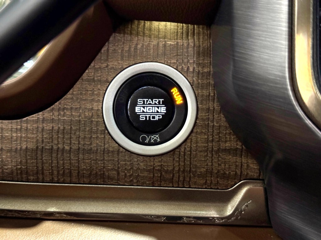 2020 RAM 2500 Image 28