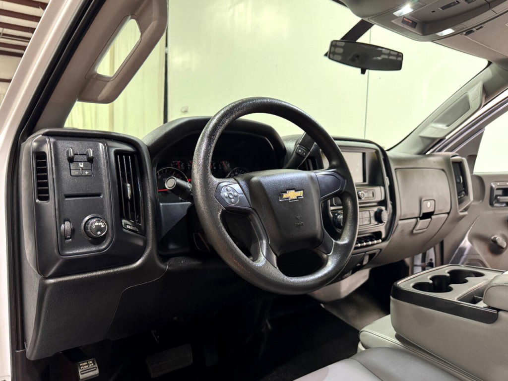2023 Chevrolet Silverado 1500 Image 9