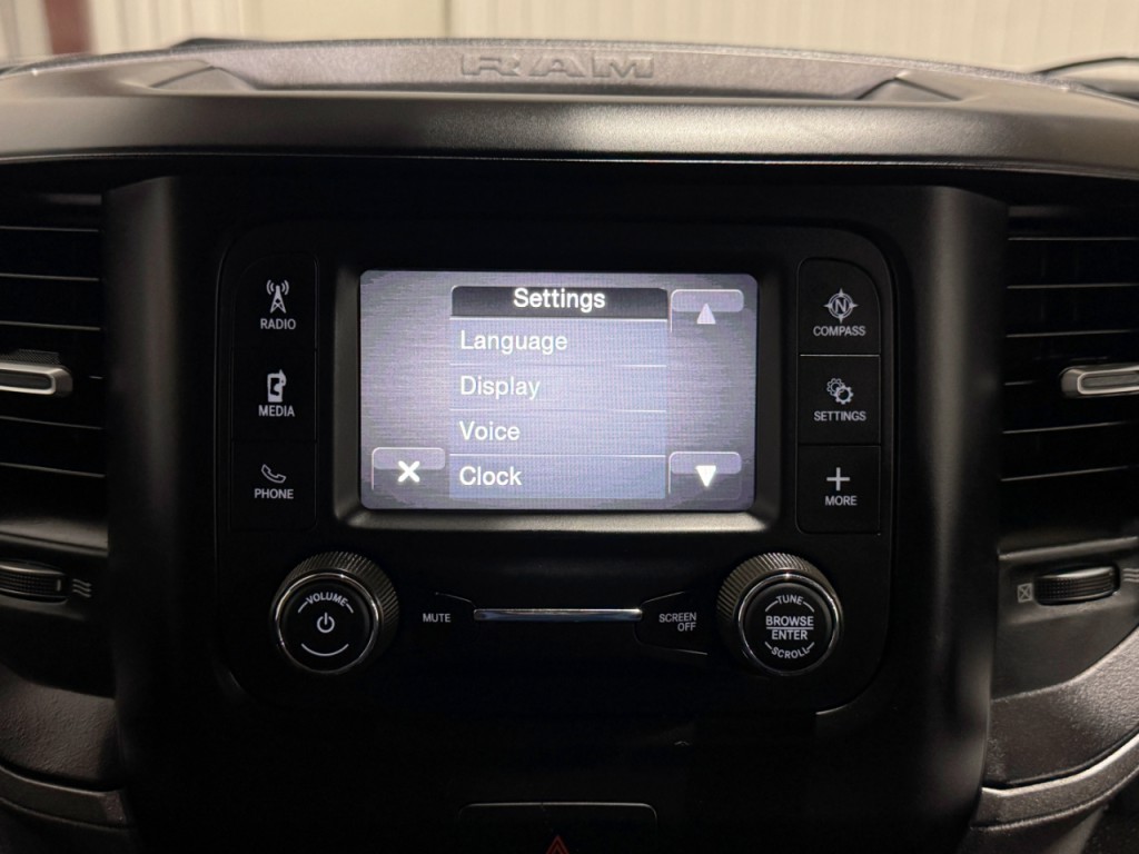 2023 RAM 2500 Image 36