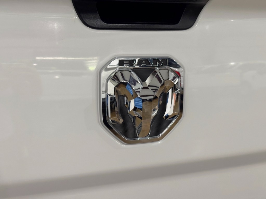 2023 RAM 2500 Image 41