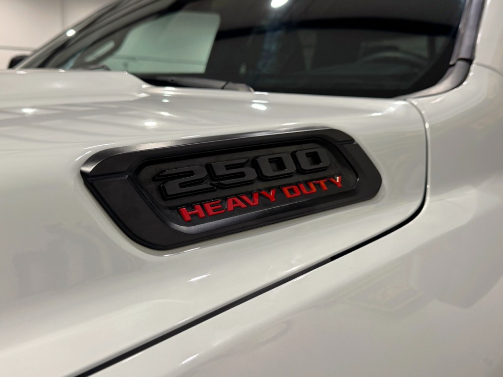 2023 RAM 2500 Image 43