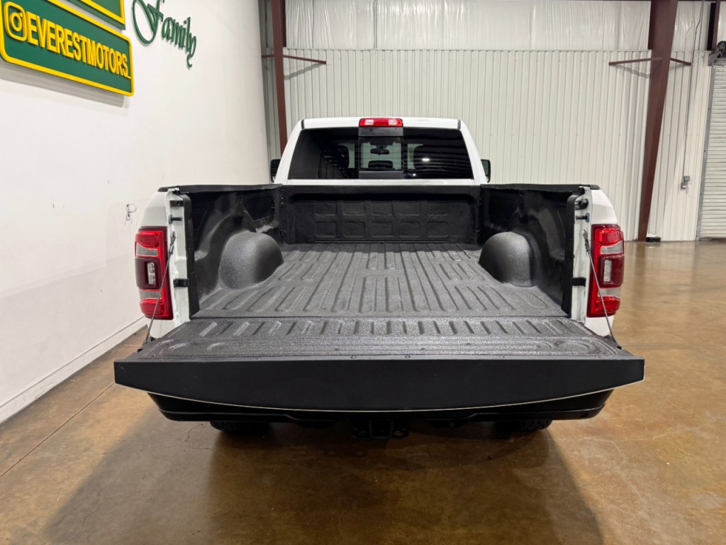 2023 RAM 2500 Image 44