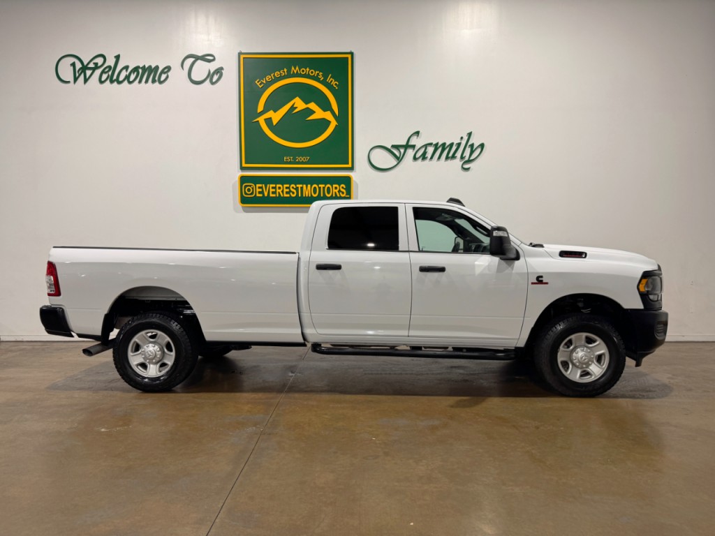 2023 RAM 2500 Image 9