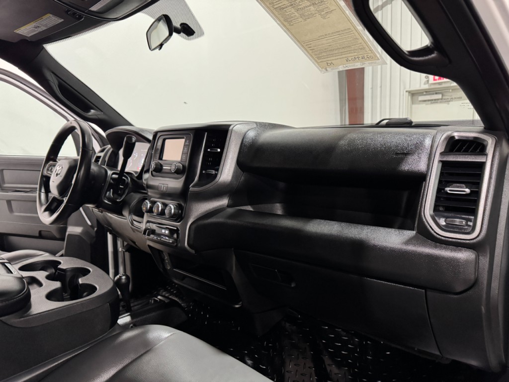 2023 RAM 2500 Image 11