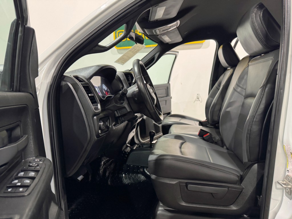 2023 RAM 2500 Image 12