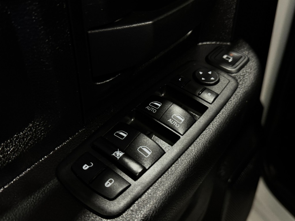 2023 RAM 2500 Image 26