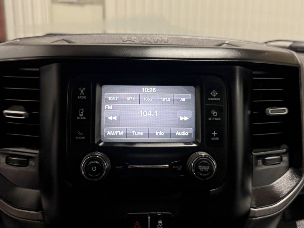 2023 RAM 2500 Image 32