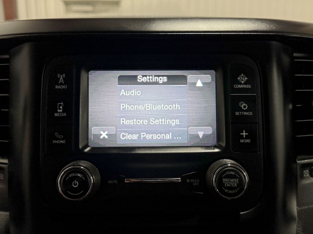 2023 RAM 2500 Image 38