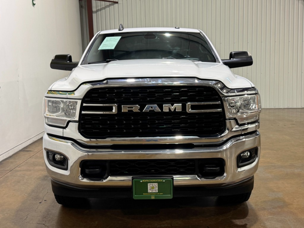 2022 RAM 2500 Image 2