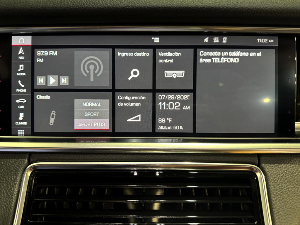 2020 Porsche Panamera Image 29