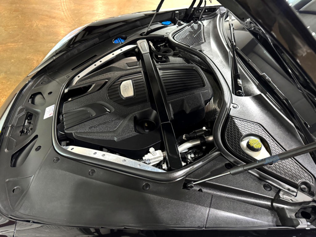 2020 Porsche Panamera Image 41