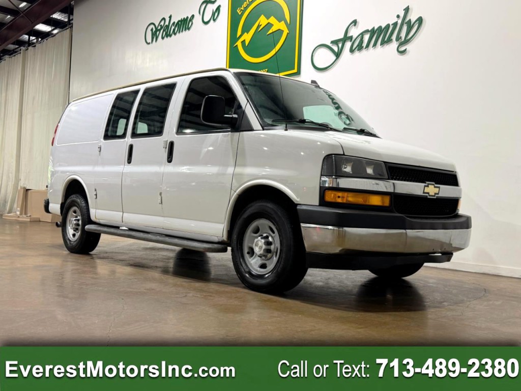 2019 Chevrolet Express Image 1