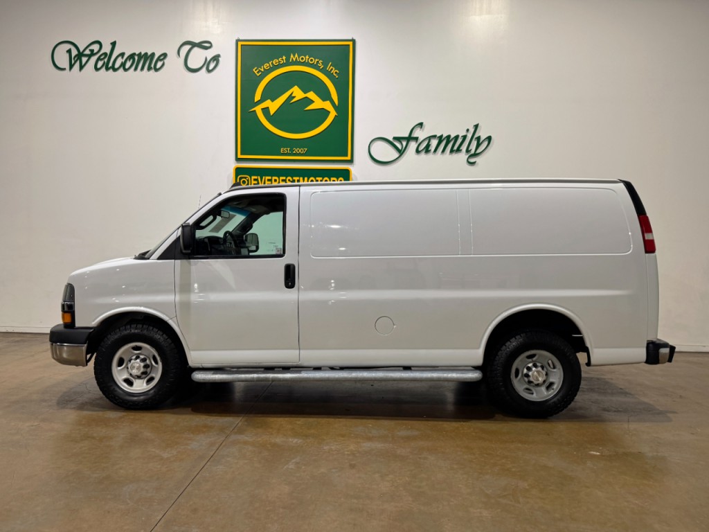 2019 Chevrolet Express Image 4