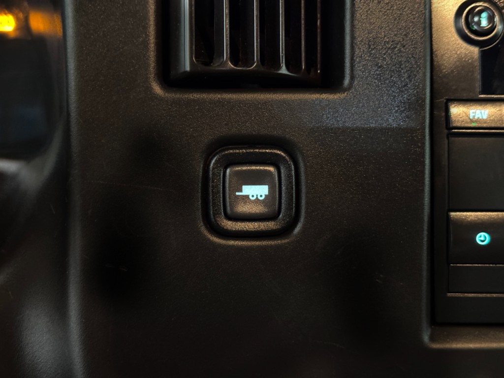 2019 Chevrolet Express Image 22