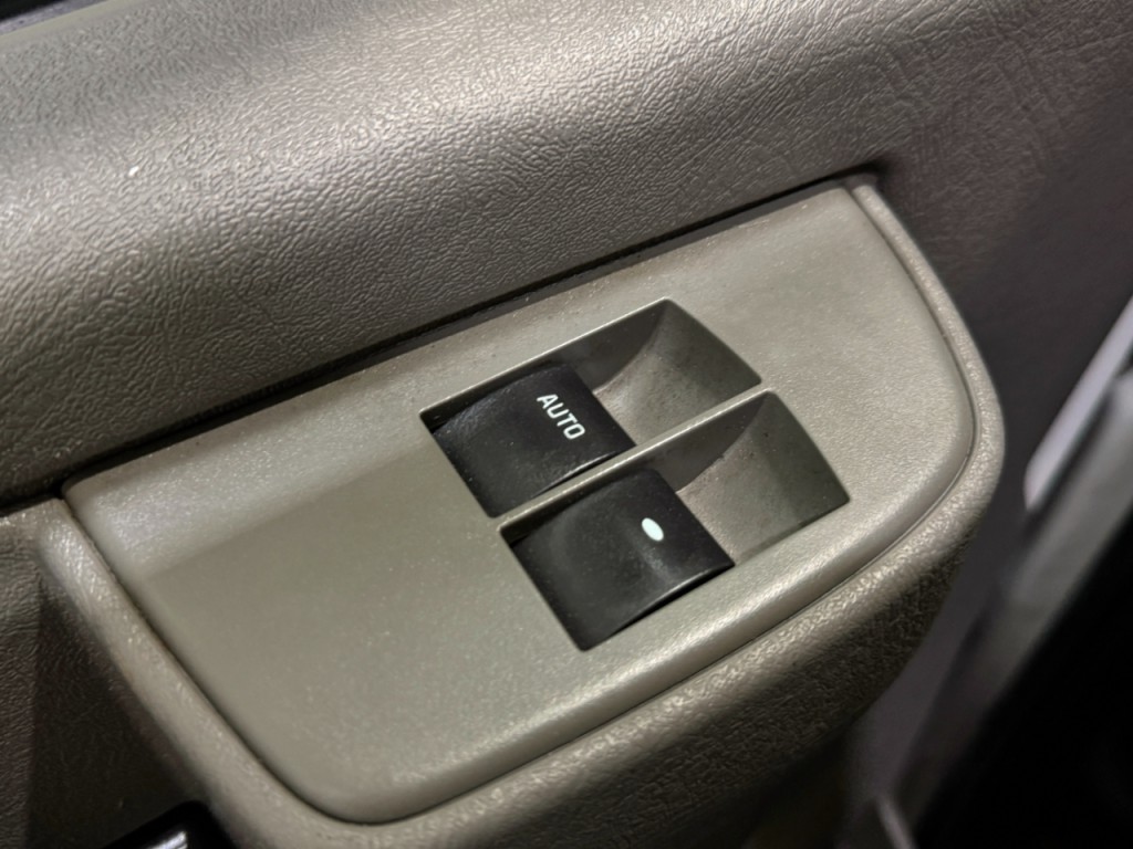 2019 Chevrolet Express Image 23