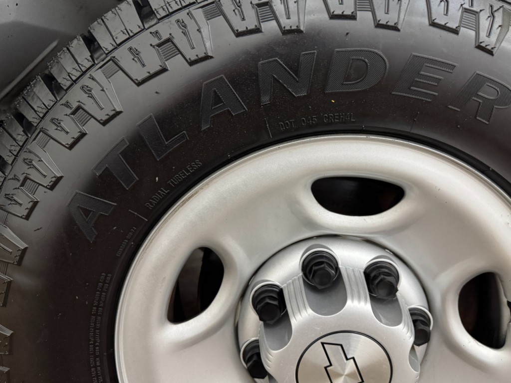 2019 Chevrolet Express Image 35