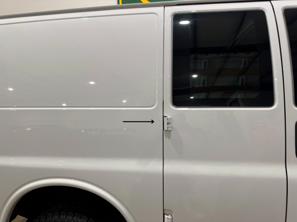 2019 Chevrolet Express Image 39